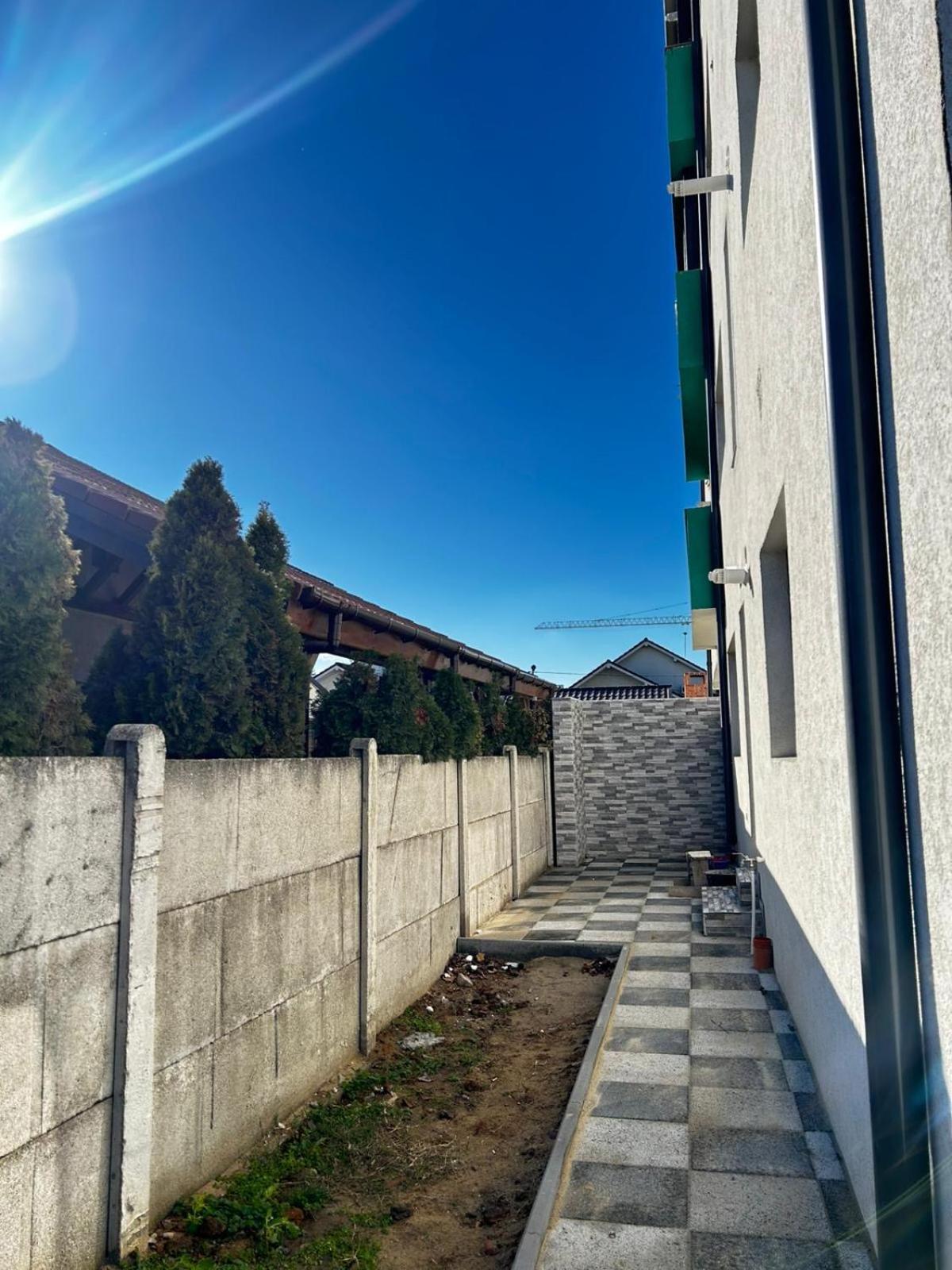 K&K Apartements Крайова Екстер'єр фото