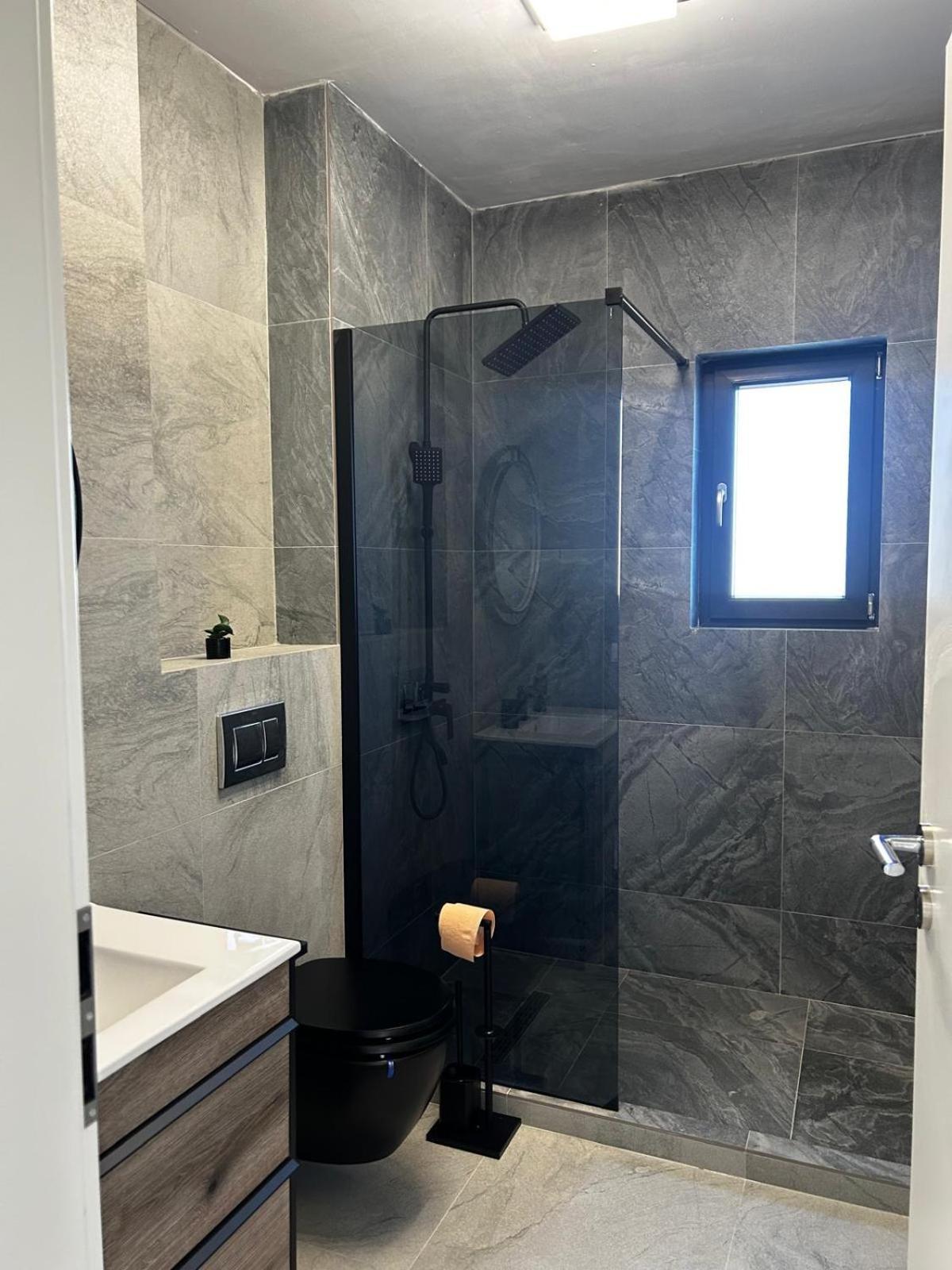 K&K Apartements Крайова Екстер'єр фото