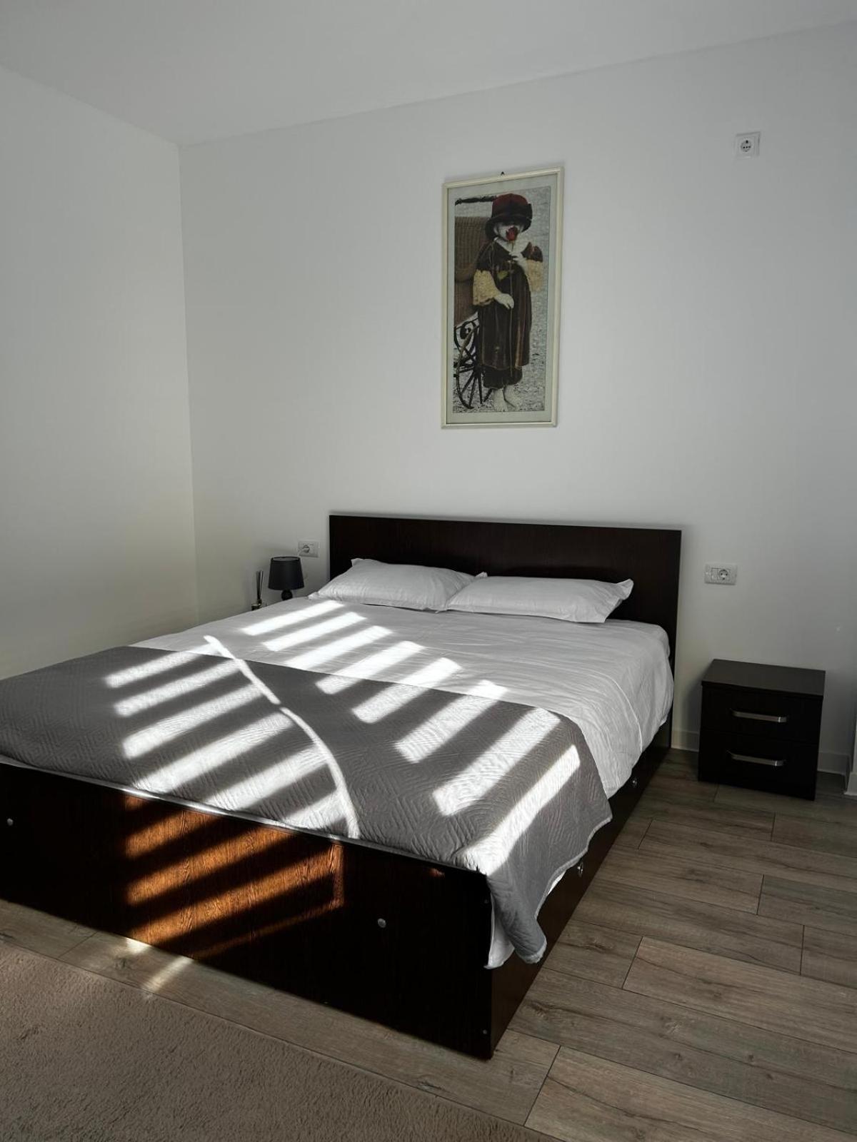K&K Apartements Крайова Екстер'єр фото
