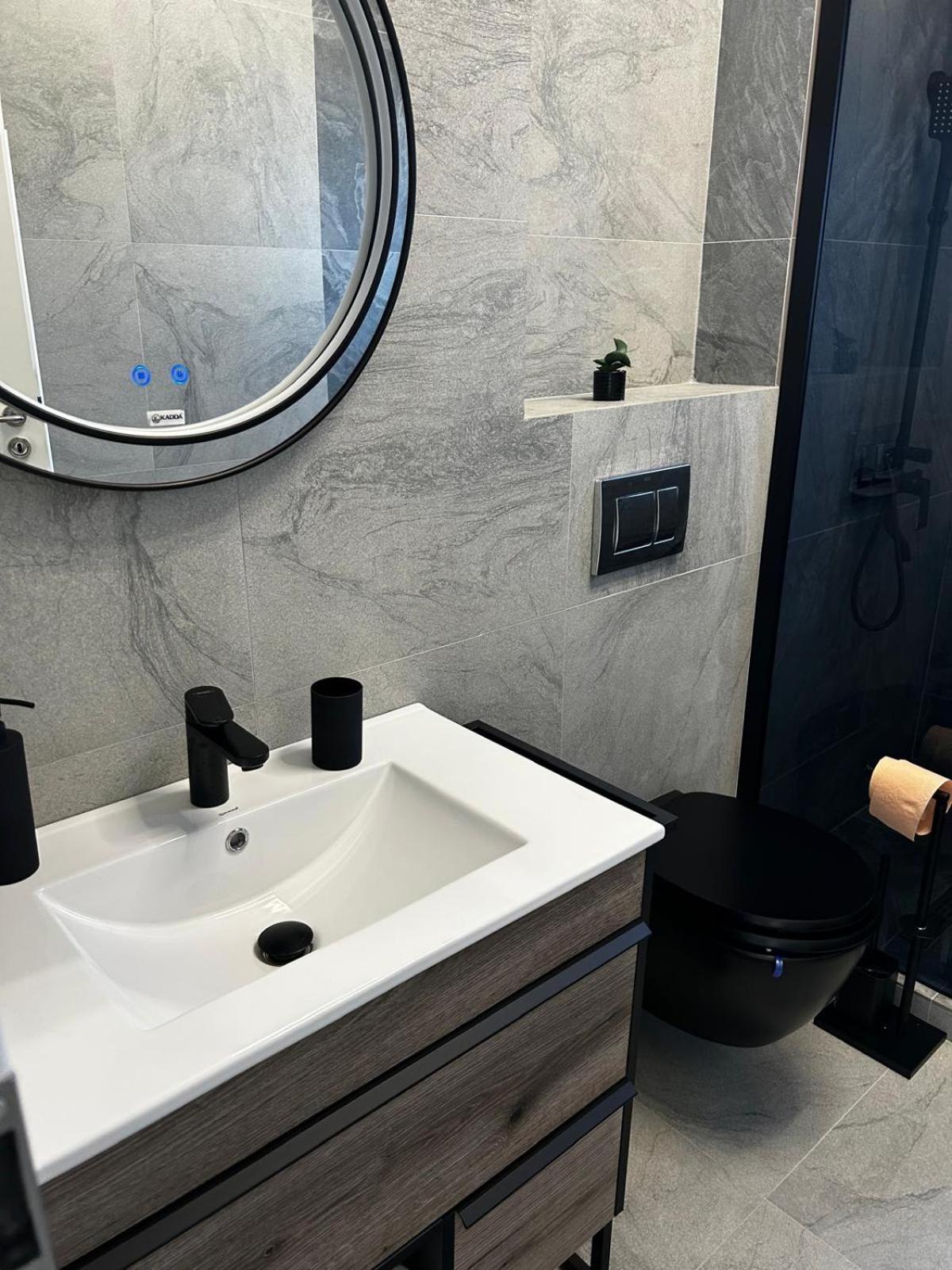 K&K Apartements Крайова Екстер'єр фото