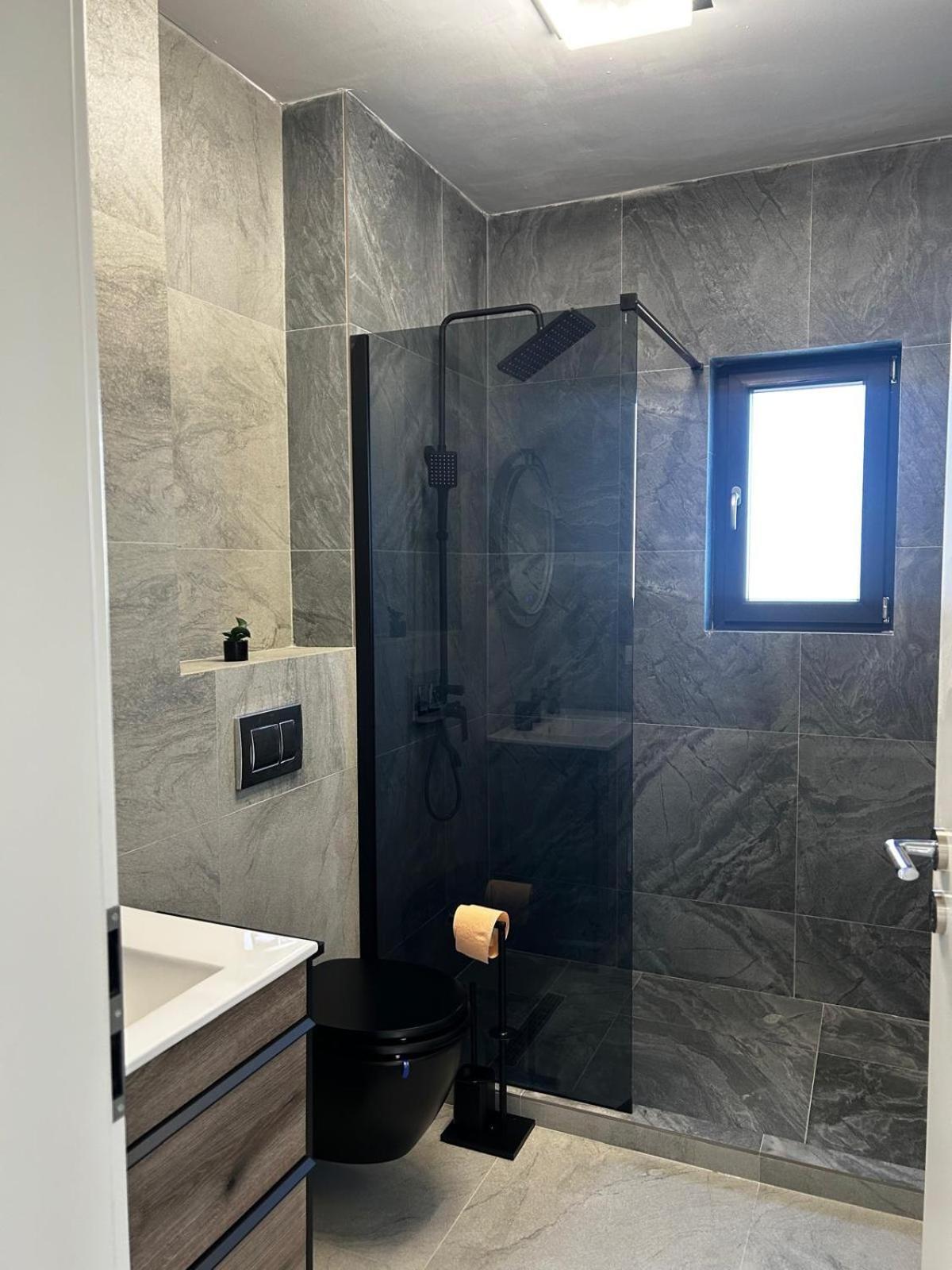 K&K Apartements Крайова Екстер'єр фото